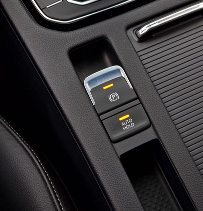 Volkswagen Arteon cena 187900 przebieg: 5000, rok produkcji 2023 z Krajenka małe 466